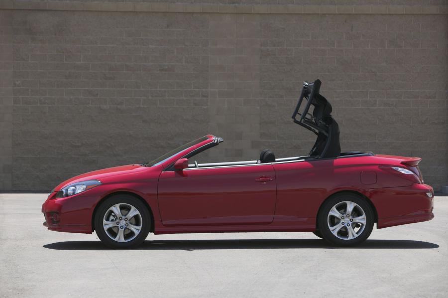  Toyota Camry Solara Sport Convertible 2006 года  (фото 16 из 24)